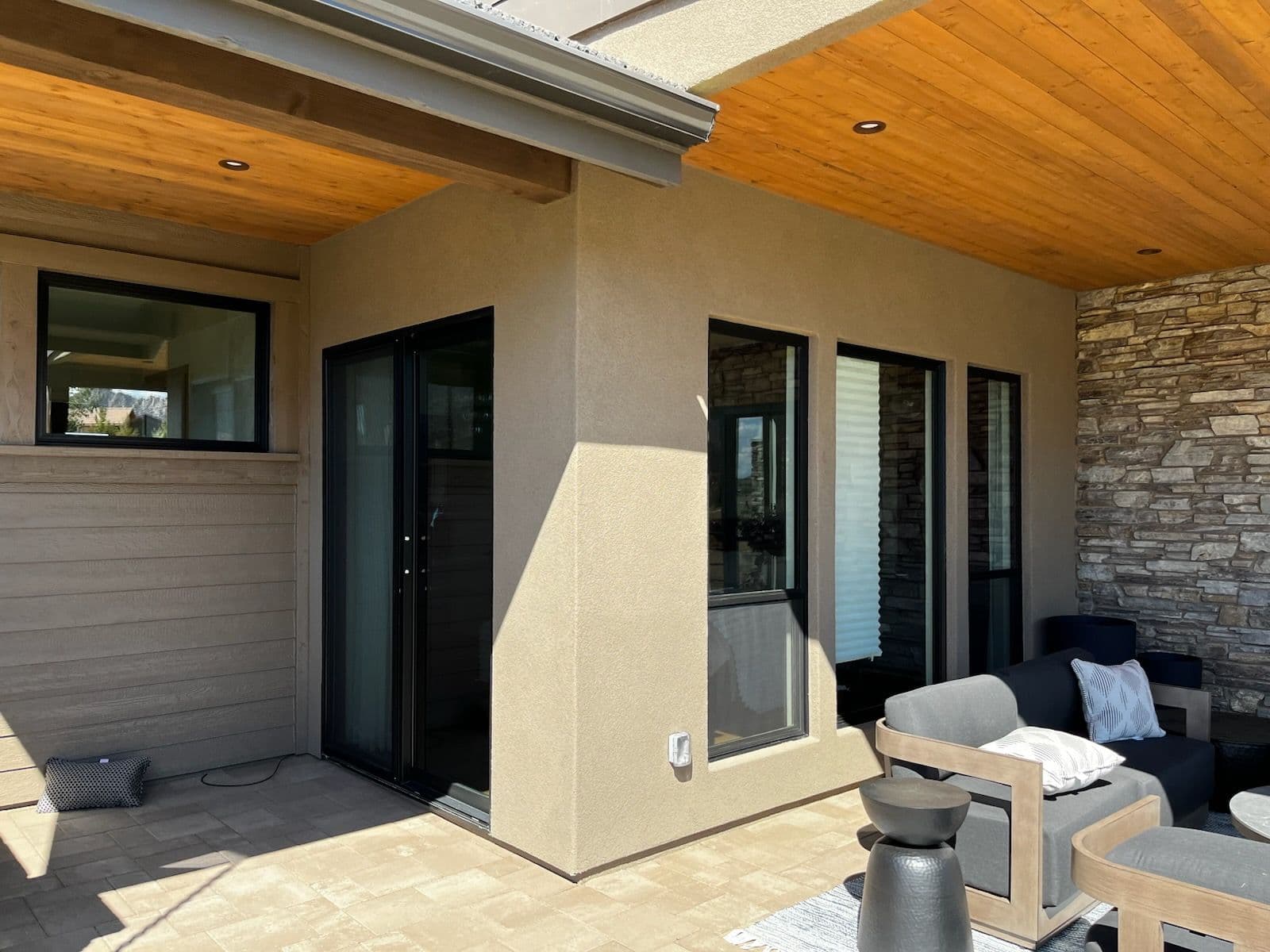 Spotless Windows Transform Patio Experience in Williamson Valley image