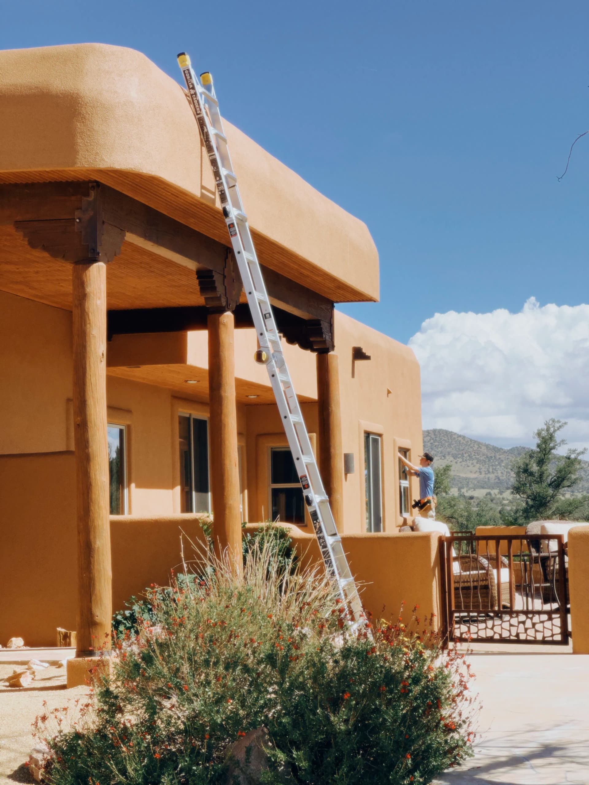 Window Cleaning Done Right on a Williamson Valley Stucco Home image