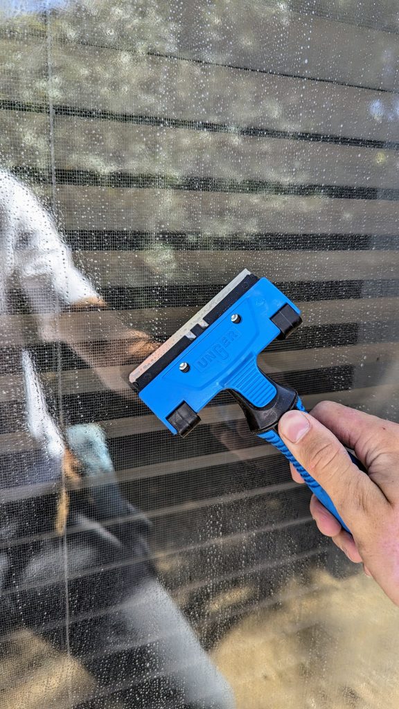 window scraper